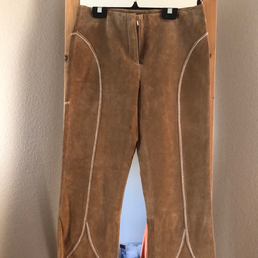 Suede pants rider look